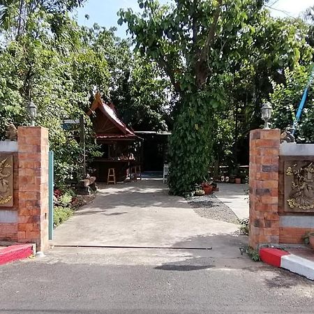 Albergue Sun smile Ubon Ratchathani Exterior foto