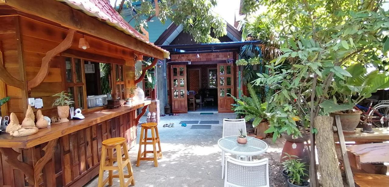 Albergue Sun smile Ubon Ratchathani Exterior foto