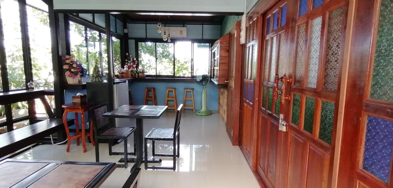 Albergue Sun smile Ubon Ratchathani Exterior foto