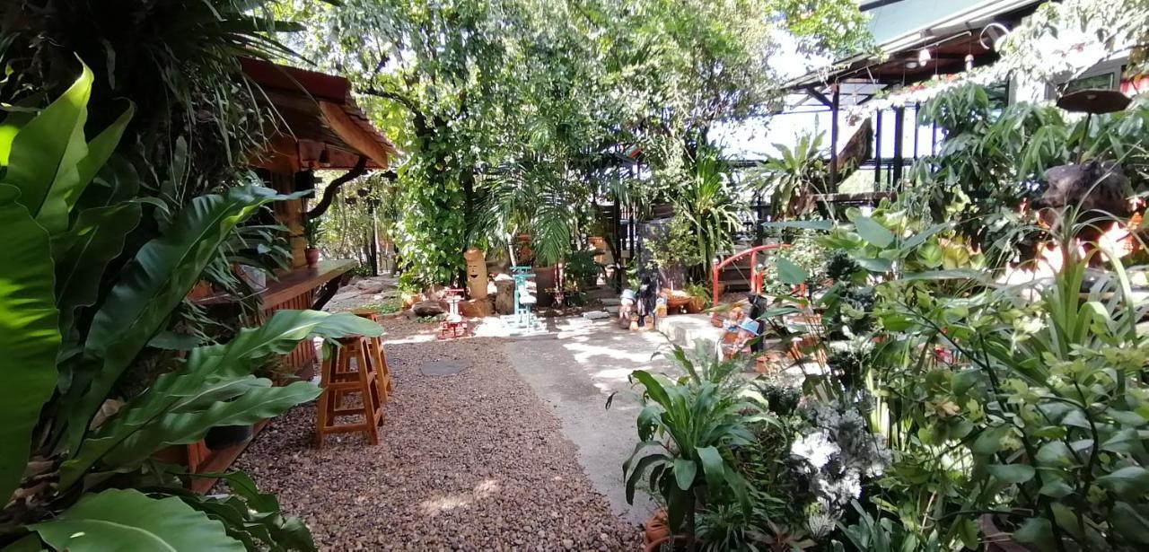 Albergue Sun smile Ubon Ratchathani Exterior foto