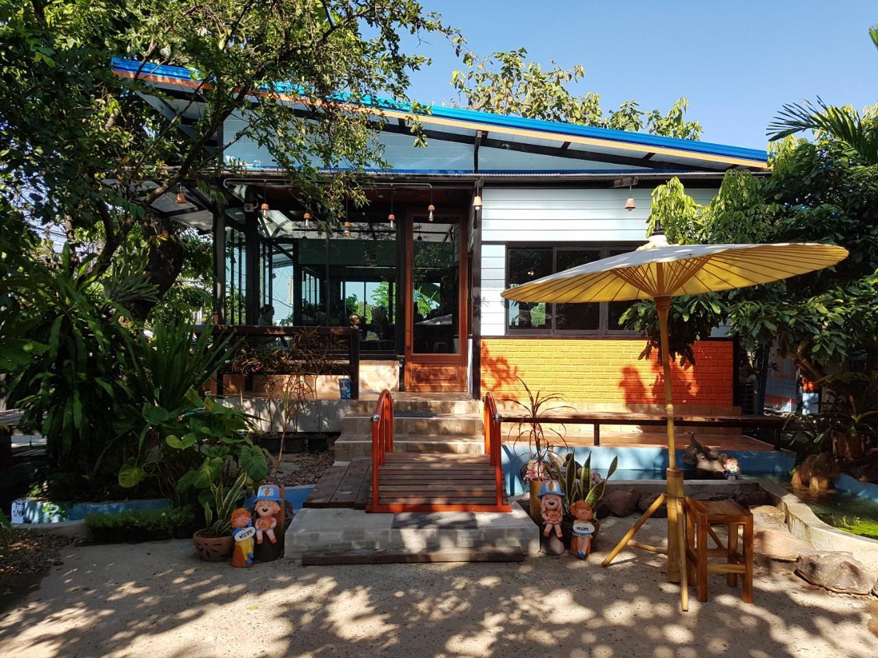 Albergue Sun smile Ubon Ratchathani Exterior foto