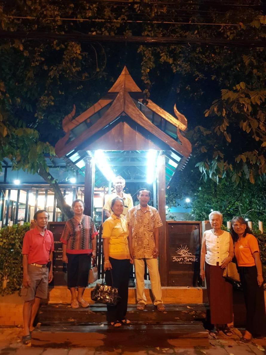 Albergue Sun smile Ubon Ratchathani Exterior foto