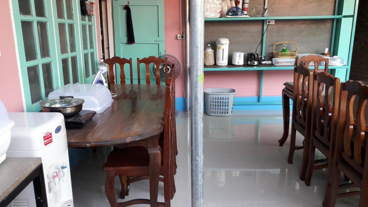 Albergue Sun smile Ubon Ratchathani Exterior foto