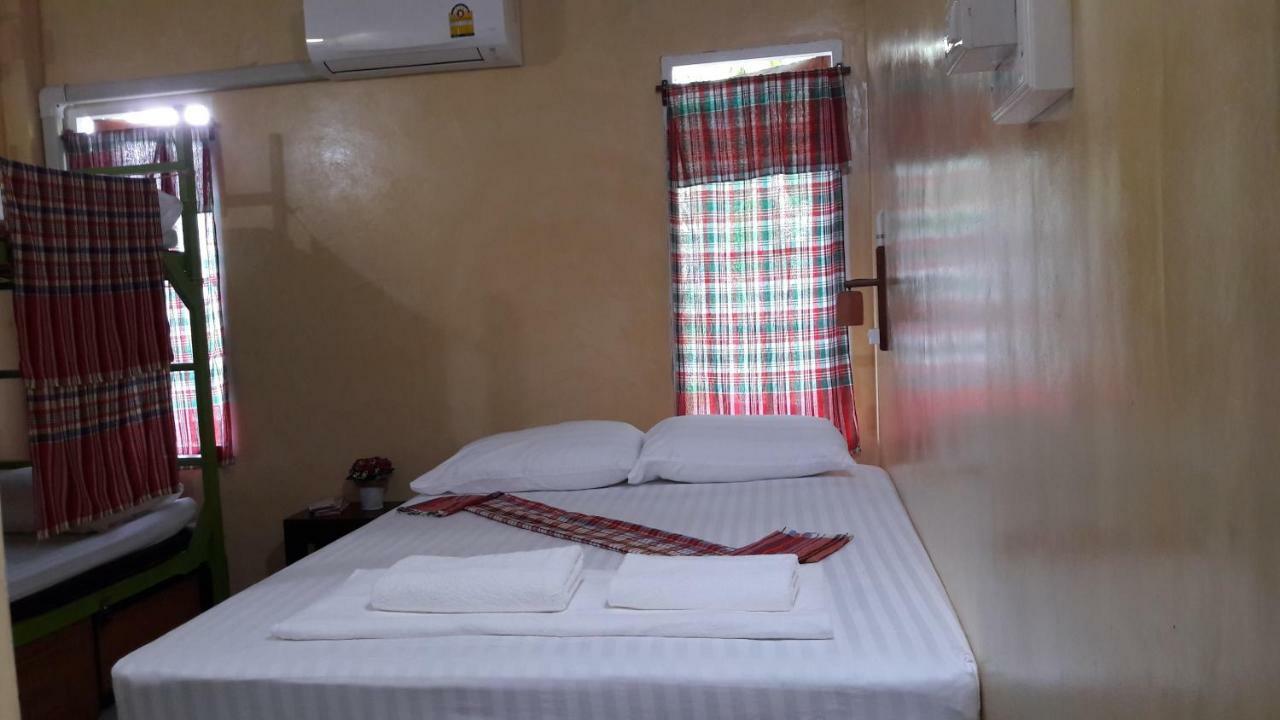 Albergue Sun smile Ubon Ratchathani Exterior foto