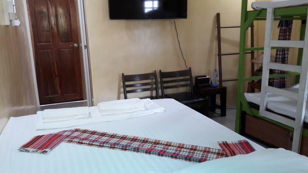 Albergue Sun smile Ubon Ratchathani Exterior foto